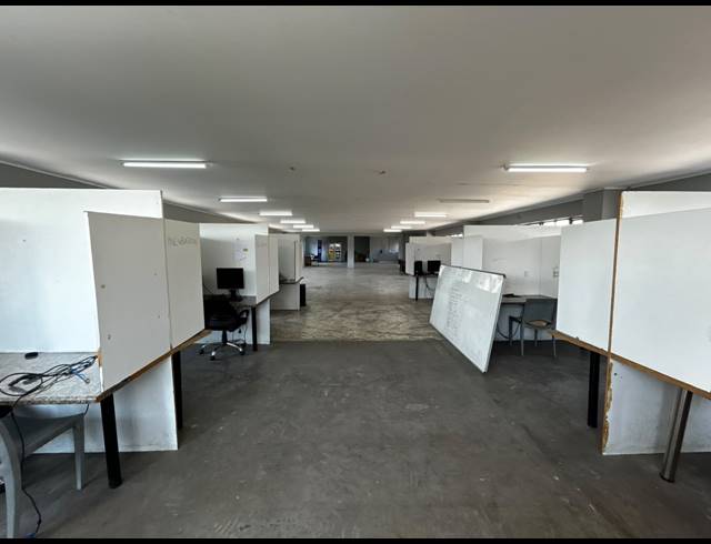 360M² WAREHOUSE TO LET IN WYNBERG